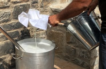 jeep-safari-rethymon-cheesemaking