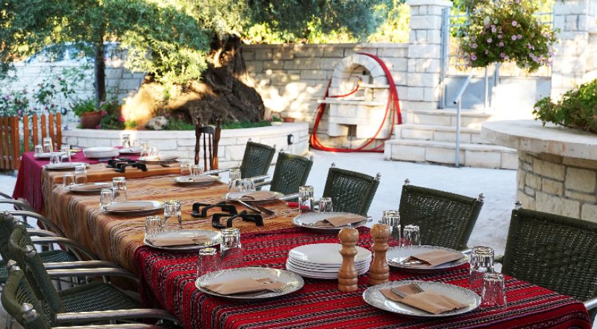 chania-cooking-table-