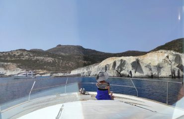 private_boat_reth_cushions