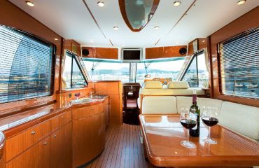 private_yatch_inside