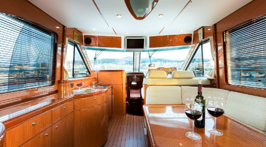 private_yatch_inside
