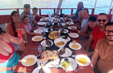 Semi-Private-fishing-trip-meal