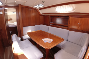 sailing boat dinning area