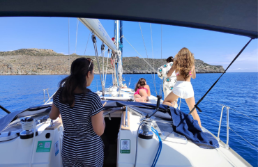 semi private cruise ag theodoroi